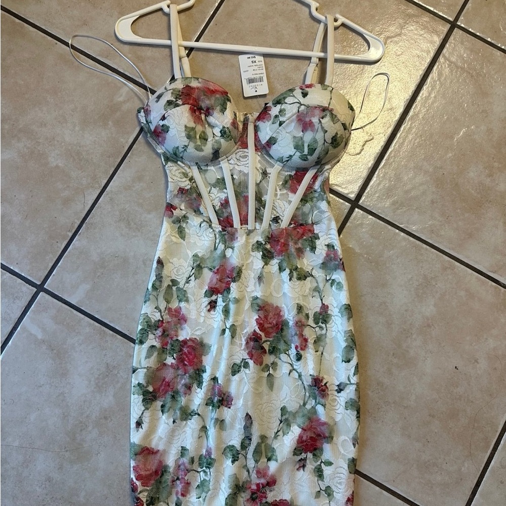 Windsor Floral Mini Dress - White and Pink